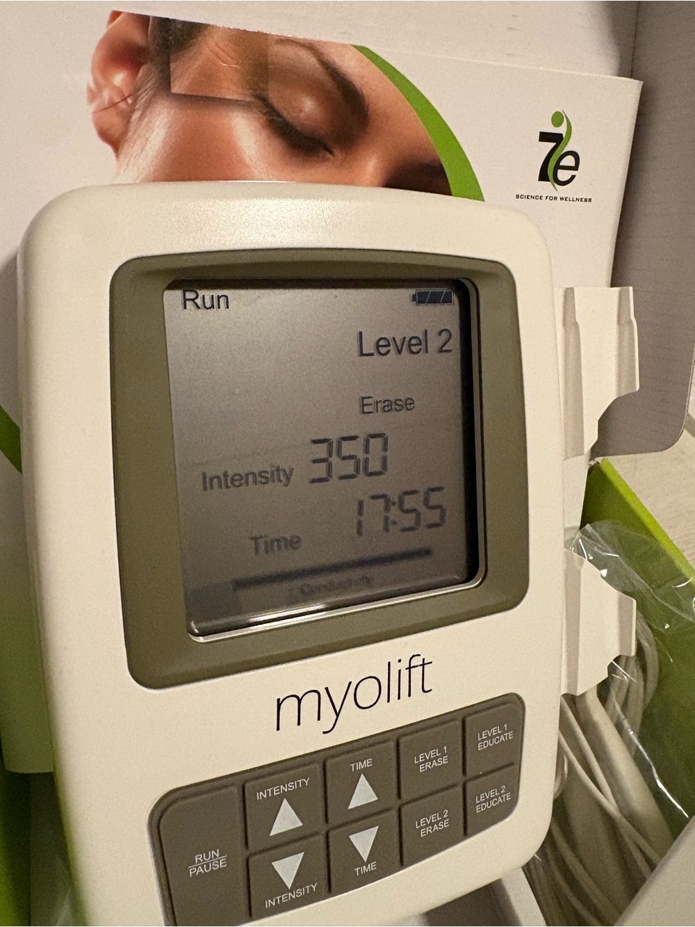 Myolift Mini 7e Wellness Microcurrent Facial Stimulation Device EUC - Picture 9 of 14